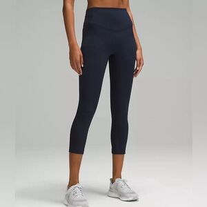 Lululemon high rise 23” legging.